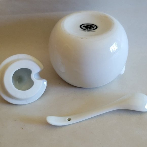 Cordon Bleu White Tea Set - Picture 6 of 9